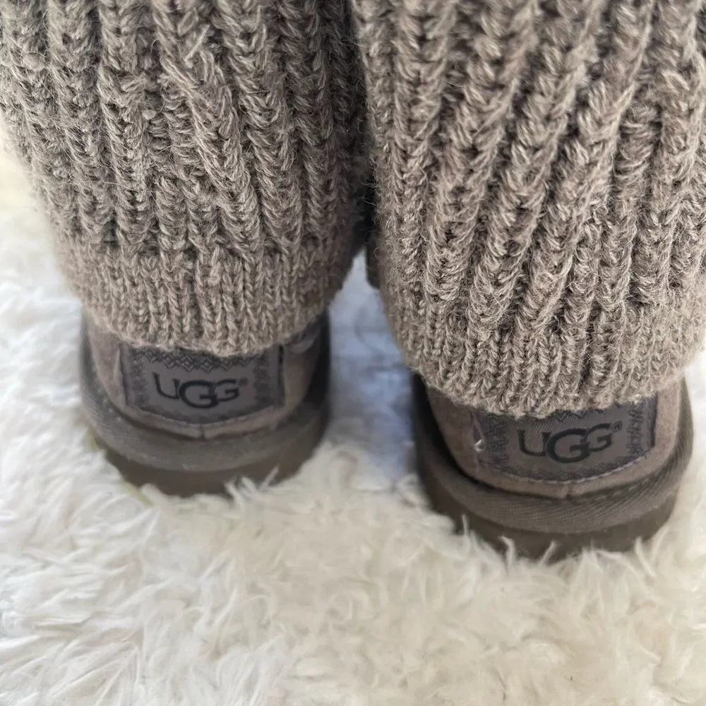 UGG SAELA RIB KNIT kids  Convertible Boots SUEDE GREY US 3